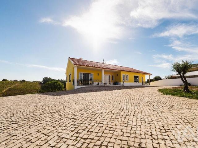 Casa / Villa T3 em Carvalhal 273m² Carvalhal