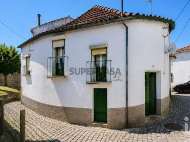 Casa / Villa T3 em Cerdeira e Moura da Serra de 60 m²