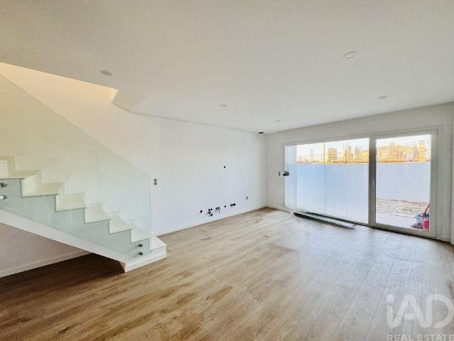 Casa / Villa T3 em Fernão Ferro de 130,00 m² 130m² Quinta Do Conde