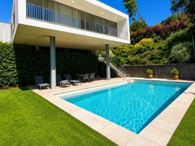 Casa / Villa T3 em Fornelos e Queijada de 210 m² 210m² Fornelos e Queijada