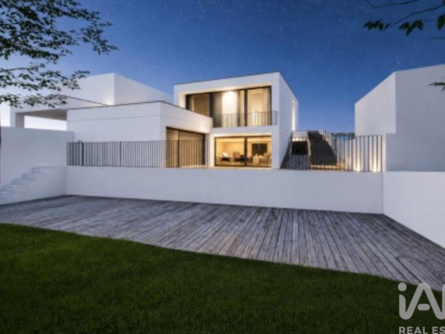 Casa / Villa T3 em Freixo de Cima e de Baixo de 221,00 m²