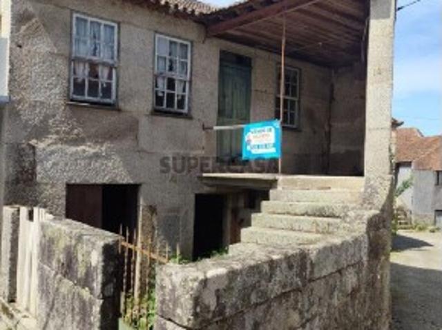 Casa / Villa T3 em Lagares de 68 m²