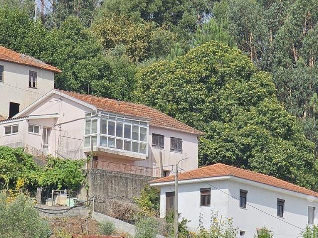 Casa / Villa T3 em Lomba de 121 m²