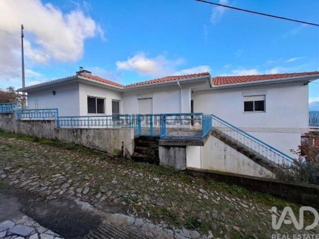 Casa / Villa T3 em Lordelo de 103,5 m²