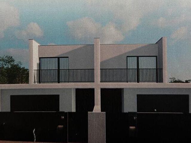Casa / Villa T3 em Perelhal de 235,00 m² 235m² Perelhal