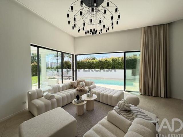 Casa / Villa T3 em Quarteira de 213 m²