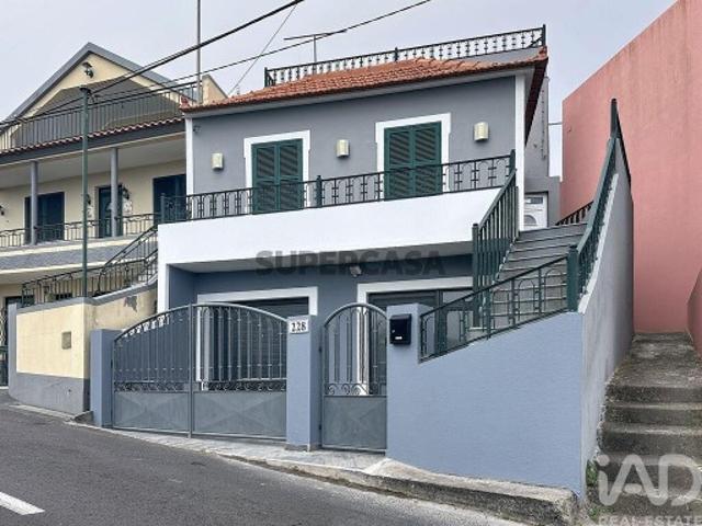 Casa / Villa T3 em Ribeira Brava de 94 m²