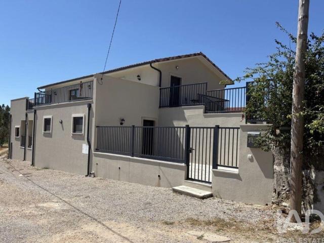 Casa / Villa T3 em São Miguel, Santa Eufémia e Rabaçal de 264 m²