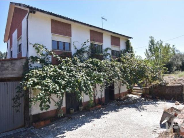 Casa / Villa T3 em São Miguel, Santa Eufémia e Rabaçal de 240,00 m²