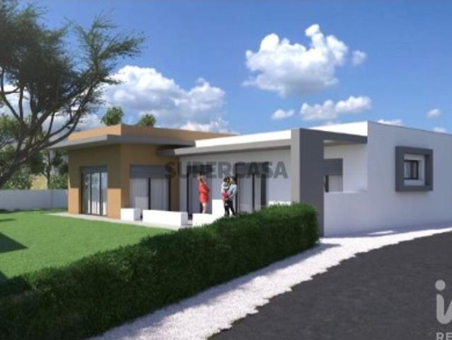 Casa / Villa T3 em Salir de Matos de 142,00 m²