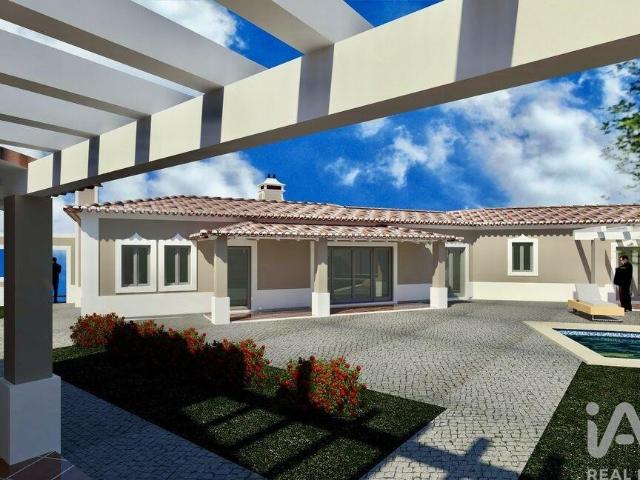 Casa / Villa T3 em Salir de Matos de 221,00 m² 221m² Salir De Matos