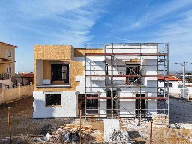 Casa / Villa T3 em Santa Bárbara de 151,00 m²