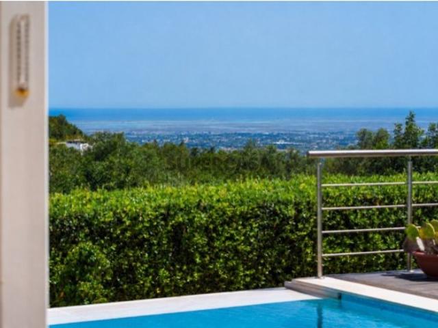 Casa / Villa T3 em Santa Bárbara de Nexe