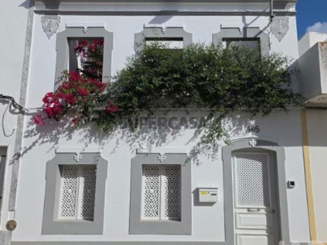 Casa / Villa T3 em Santa Luzia de 147,47 m²
