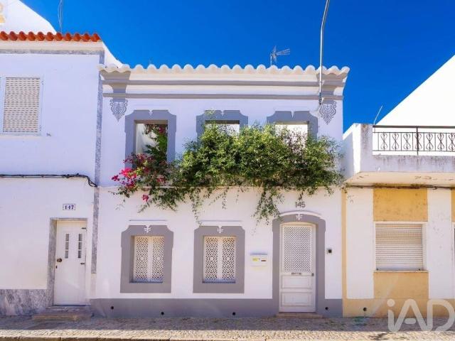 Casa / Villa T3 em Santa Luzia 201m² Santa Luzia