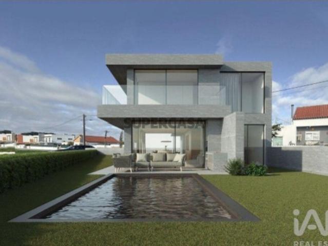 Casa / Villa T3 em Silveira de 143,00 m²