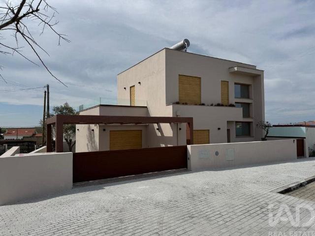 Casa / Villa T3 em Silveira de 135,00 m² 135m² Silveira