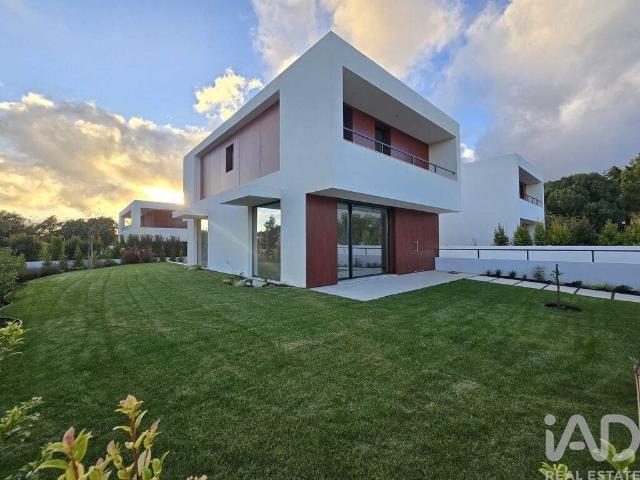 Casa / Villa T3 em Sintra 223m² Sintra Santa Maria E São Miguel