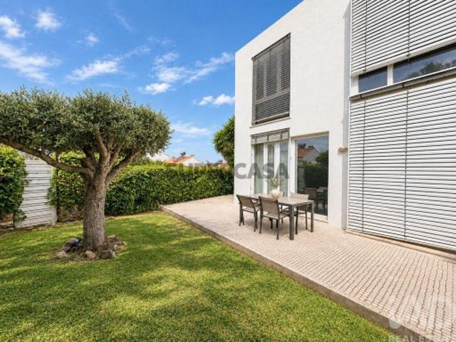Casa / Villa T3 em Sintra de 134 m²