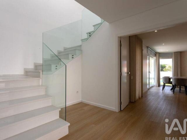 Casa / Villa T3 em Tornada e Salir do Porto de 210,00 m² 210m² Salir De Matos