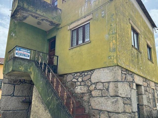 Casa / Villa T3 em Vale de Azares de 66 m²