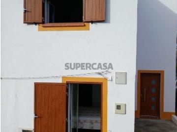 Casa / Villa T3 em Vale de Santiago de 75 m²