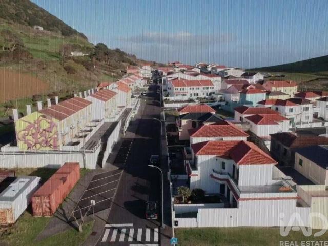 Casa / Villa T3 em Velas de 140 m² 140m² Velas São Jorge