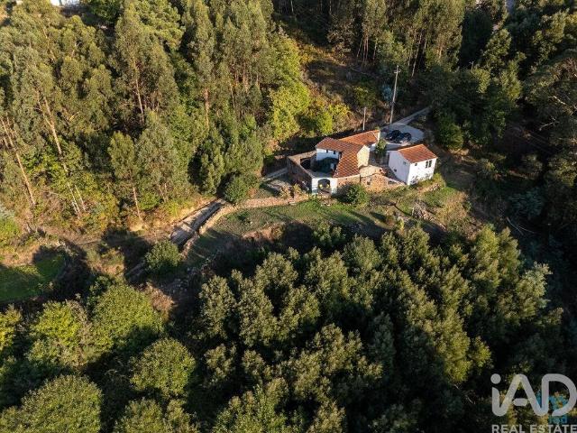 Casa / Villa T3 em Vila Nova de 125,00 m² 125m² Torno