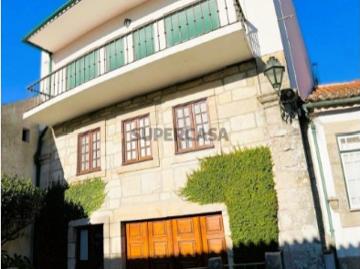 Casa / Villa T4 em Vouzela e Paços de Vilharigues de 210,00 m²