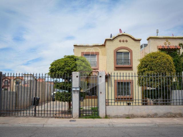 Casa Villa Toledo