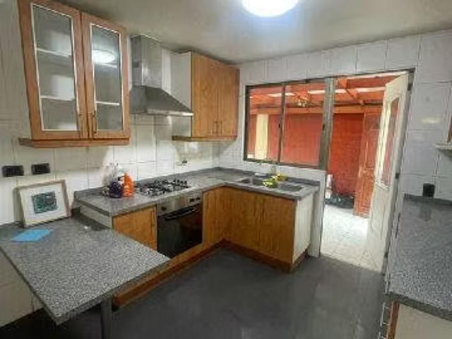 Casa Viña Cousiño El Embalse PeñAloléN | 4 dormitorios por 10890.00 en Peñalolén