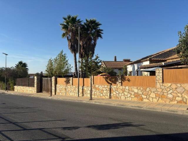 Casa y finca en venta en San Bartolomé de la Torre