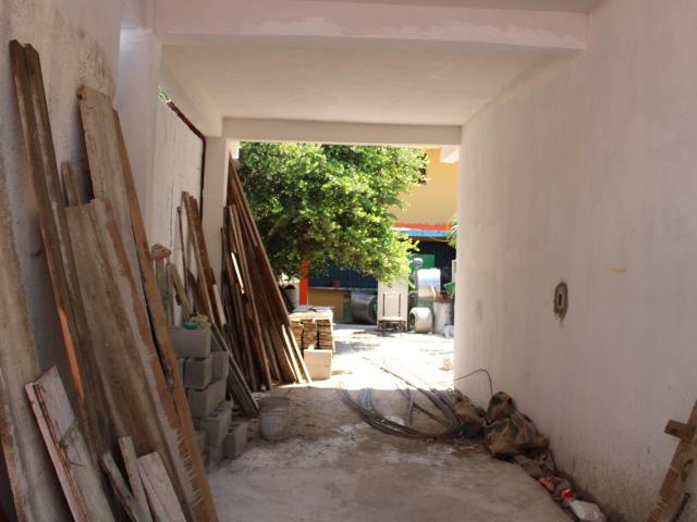 Casa y Local Comercial en el Miramar