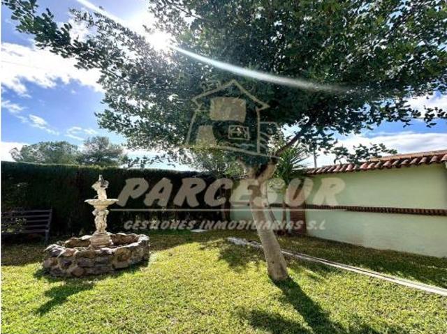CASA Y NAVE o NAVE SOLA Parcela de 1500 m2 con chalet de 170 m2 Y PISCINA Y NAVE APARTE