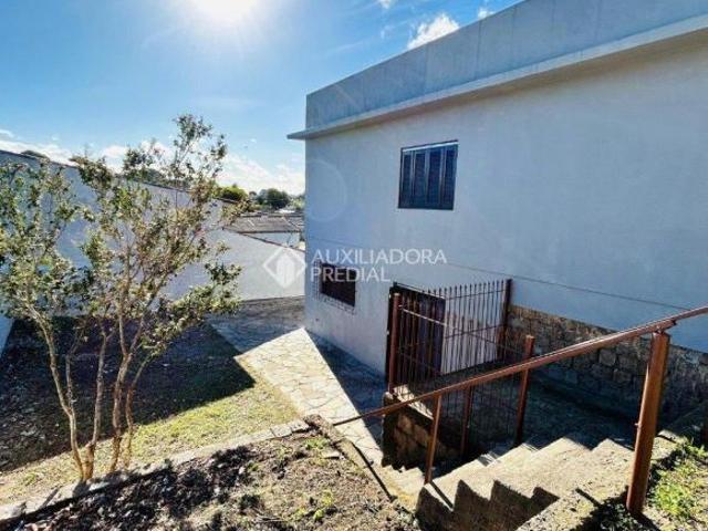 Casa 04 dormitórios próximo ao centro de Guaíba