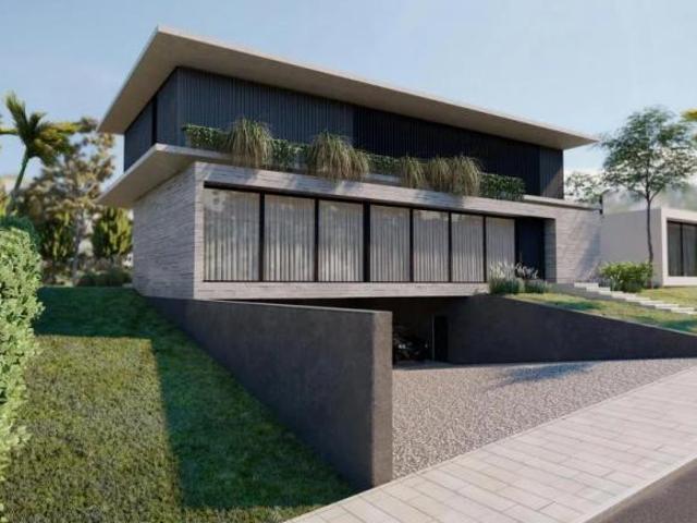 Casa | 04 Dormitórios | São Ciro