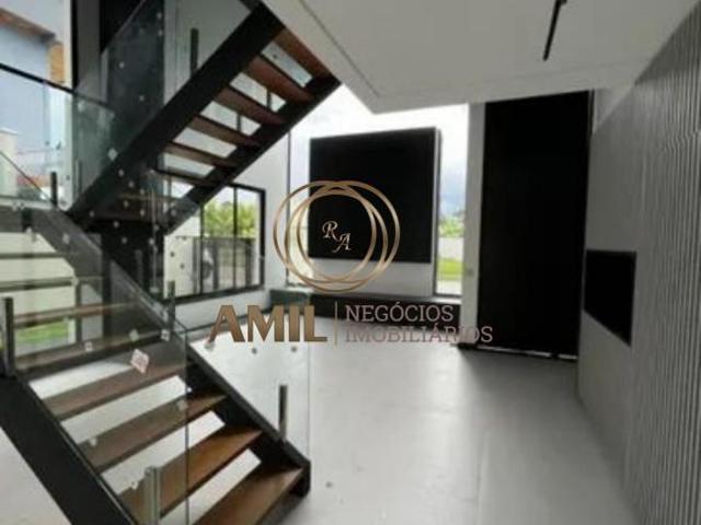 Casa / 04 suítes / Reserva do Paratehy / 460m² / 700m² Terreno / São José dos Campos