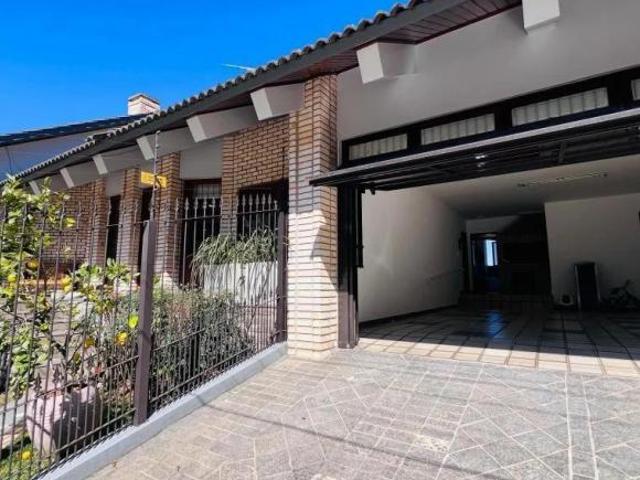 Casa | 07 dormitórios | Petrópolis