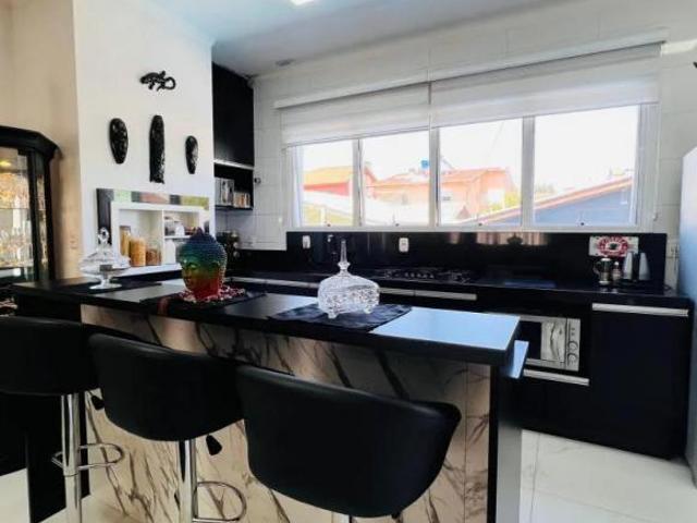 Casa | 02 Dormitórios | Desvio Rizzo