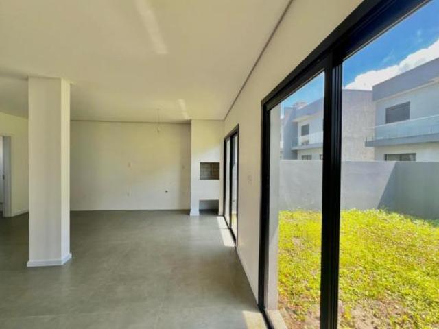 Casa 03 Dorm Bairro Arco Iris