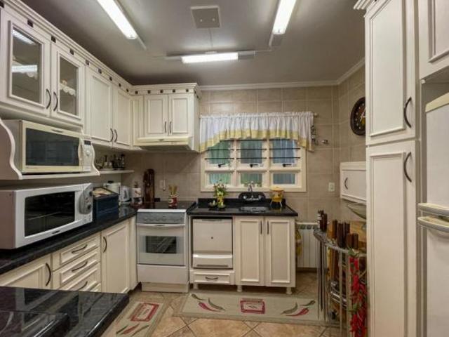 Casa 03 Dorm. Bairro Planalto