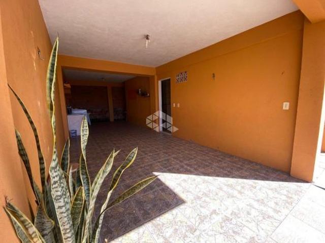 CASA 03 DORMITÓRIOS NO BAIRRO SENAI