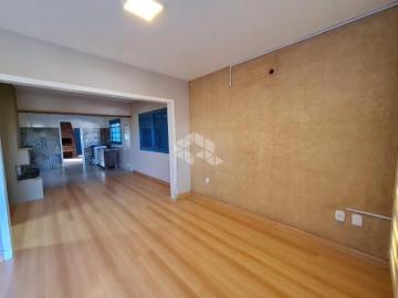 Casa 03 dormitórios 01 suíte próximo ao Parque da Cruz!