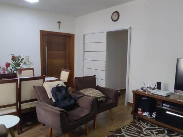 Casa 03 quartos sendo 02 suítes, COM EDÍCULA, lugar lindo, super arborizado em CAJATI SP