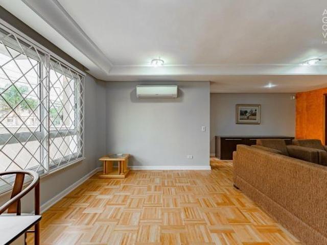 Casa, 03 Suítes, 04 Vagas, Semi Mobiliada, Mercês, Curitiba