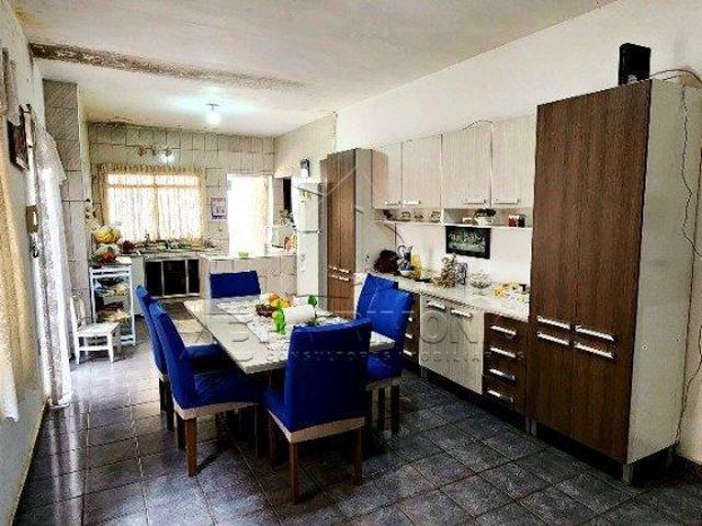 CASA,0 Dormitorio s bairro Éden