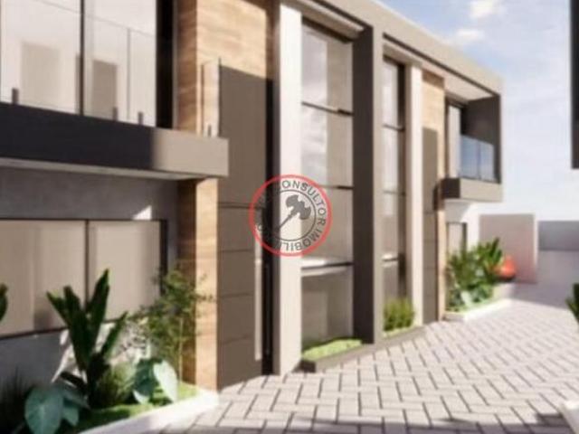 CASA 150 Metros Da Praia,4Suítes,1 no Térreo,142mt Construção,2 Vagas,Quintal Individual,Ponto Carro
