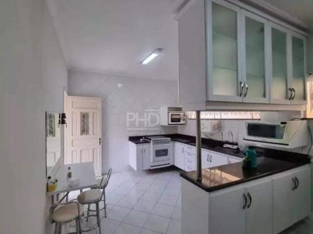 Casa 161m² com 3 Dormitórios 1 Suíte, Quintal, Edícula e 3 Vagas no Jardim do Mar