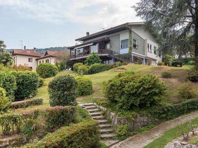 Casa 12 camere da letto, Stresa Verbano 28838 DLS98149882