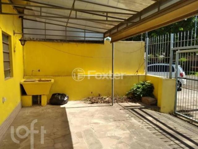 Casa, 1 dormitórios, 100 m², em Fião